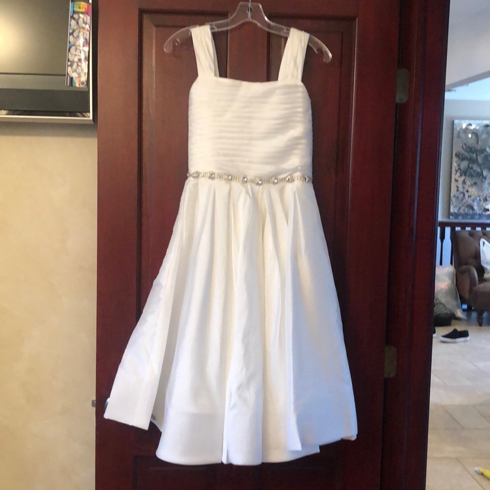 Communion dress never worn size 7